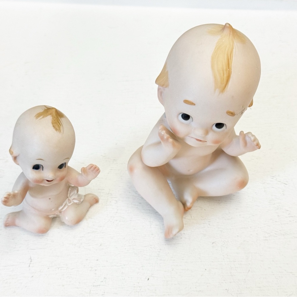 Vintage Lefton Old Porcelain Kewpie Baby Dolls Pouty & Smily Set of Two - Picture 3 of 14